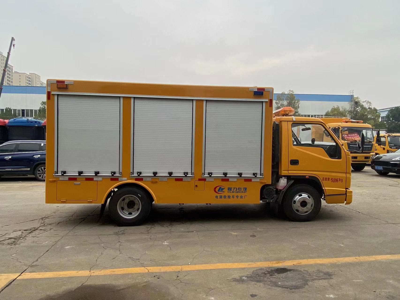 江铃救险车1000方(便携泵)