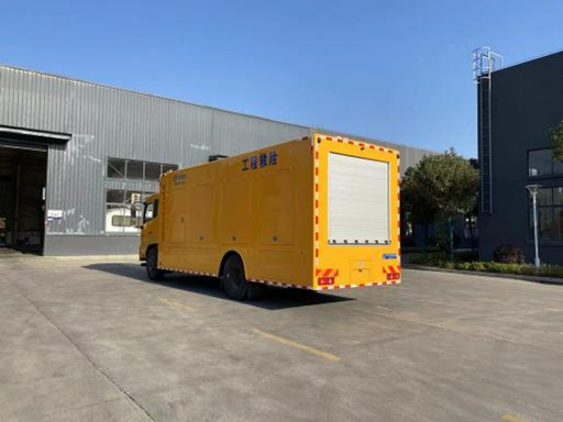 东风天锦4000方排水车(便携)